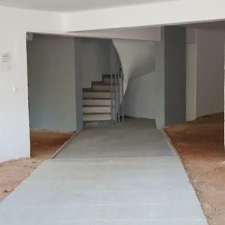Marita's Place Apartment